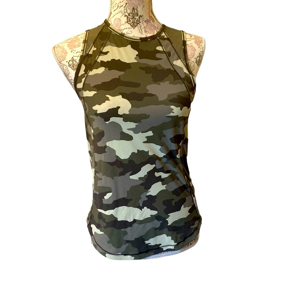 Authentic LULULEMON SCULPT TANK, CAMO CRISPIN GREEN/OLIVE